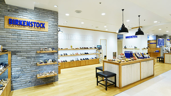 birkenstock emquartier